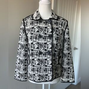 Chico’s Marble Jacquard Swing Jacket. Small. Long Sleeve. Black White. Like New